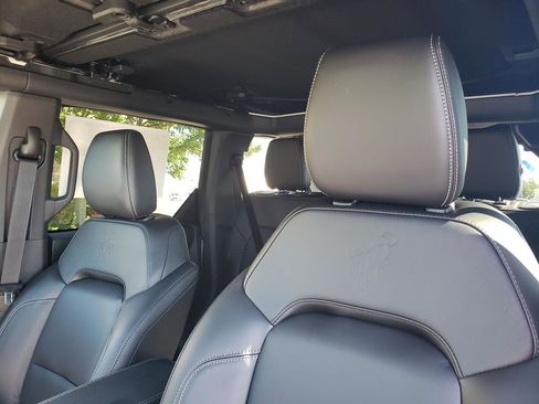 New 2025 Ford Bronco Outer Banks w/ Sasquatch Package image 21