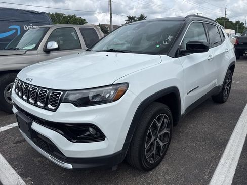 Used 2025 Jeep Compass Limited AWD/4WD image 1