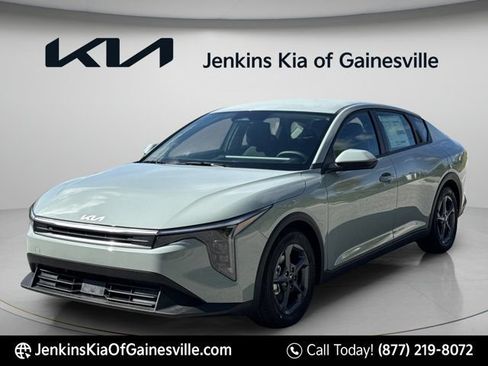 New 2026 Kia K4 FWD image 7
