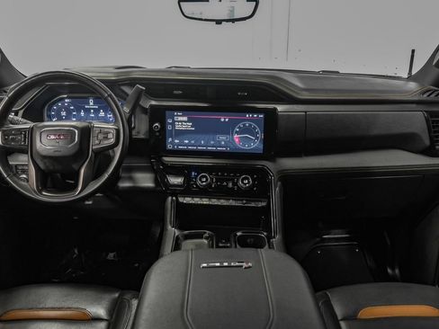 Used 2024 GMC Sierra 2500 AT4 w/ AT4 Premium Plus Package AWD/4WD image 13