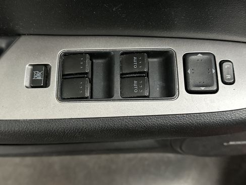 Used 2009 MAZDA MAZDA6 i Grand Touring w/ Moonroof & Bose Pkg image 17