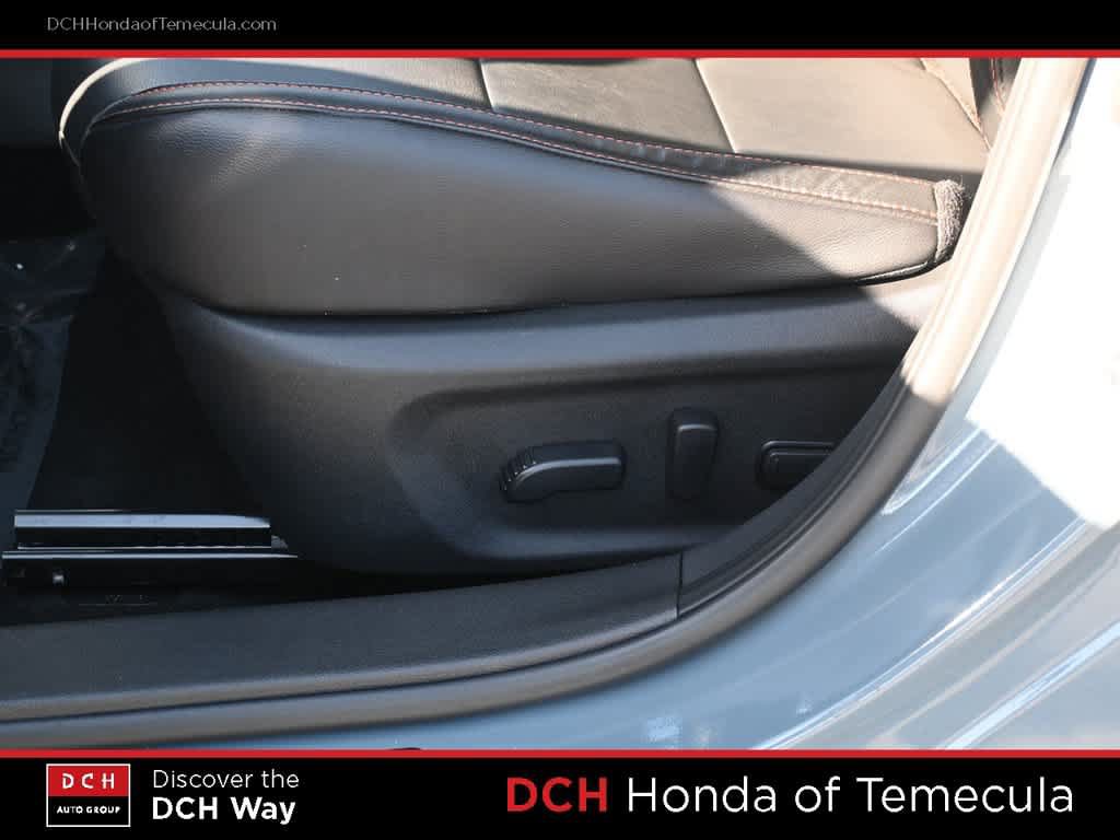 Used 2024 Nissan Sentra SR w/ SR Premium Package FWD image 17