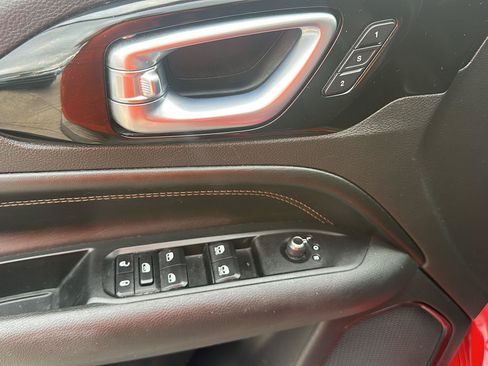 Used 2022 Jeep Compass Limited w/ (RED) Package AWD/4WD image 14