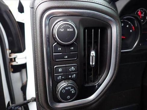 Used 2022 Chevrolet Silverado 2500 LT w/ Convenience Package AWD/4WD image 16