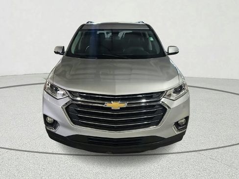Used 2019 Chevrolet Traverse LT w/ LT Premium Package AWD/4WD image 6