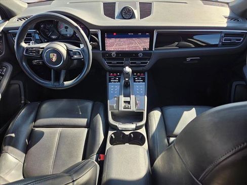 Used 2023 Porsche Macan S image 18