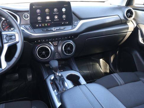 Used 2024 Chevrolet Blazer LT w/ Convenience Package image 12