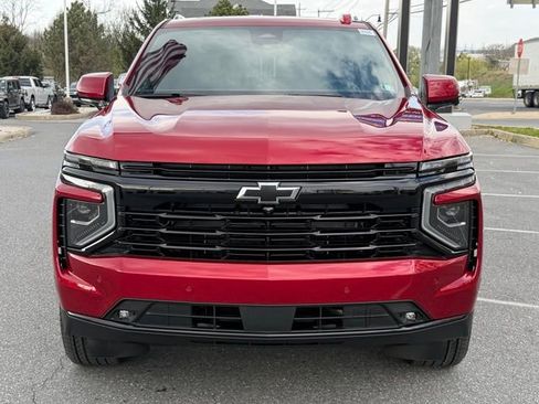 New 2026 Chevrolet Suburban RST w/ RST Capability Package AWD/4WD image 10