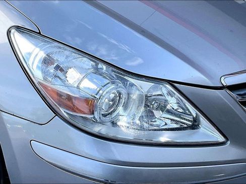 Used 2010 Hyundai Genesis 4.6 w/ Technology Pkg 5 RWD image 31