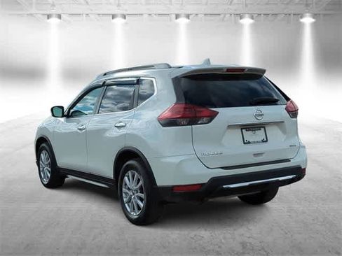 Used 2020 Nissan Rogue SV image 6