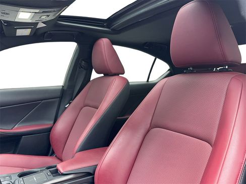 Used 2023 Lexus IS 300 w/ Comfort Package image 34