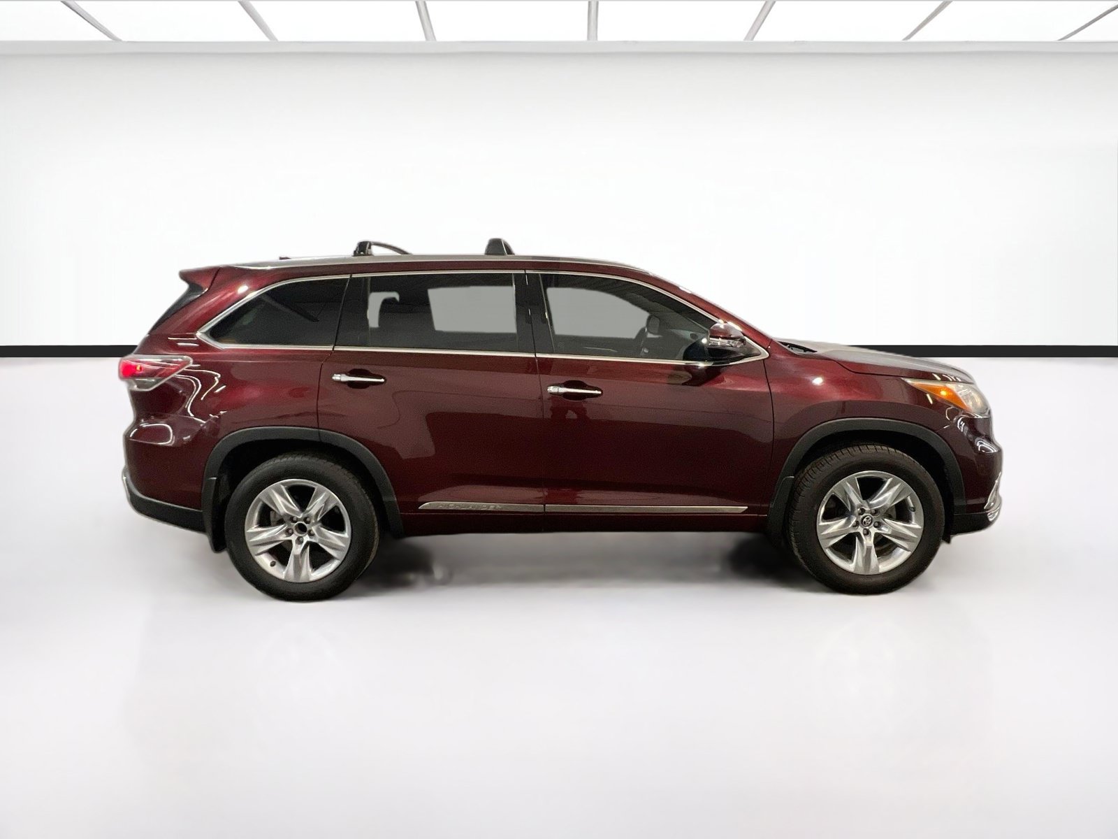 Used 2016 Toyota Highlander Limited AWD/4WD image 25