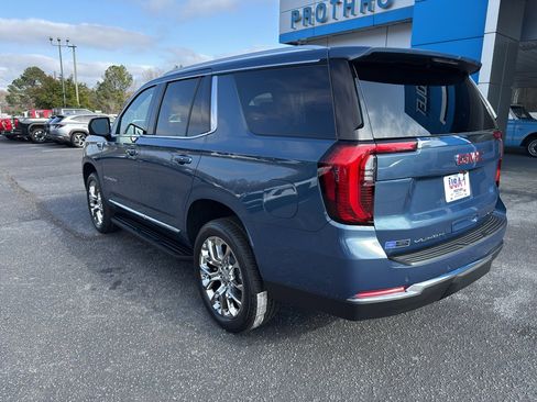 New 2026 GMC Yukon Elevation image 3