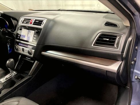 Used 2016 Subaru Legacy 3.6R Limited image 13