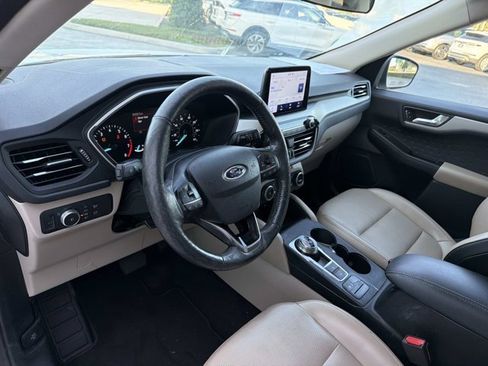 Used 2020 Ford Escape SEL FWD image 12
