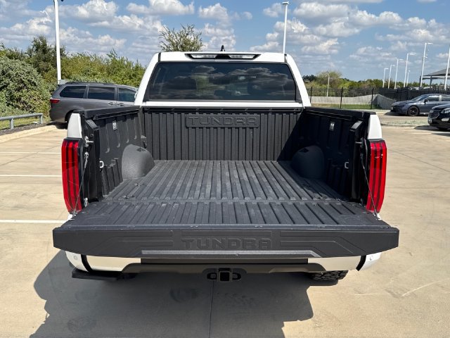 Used 2024 Toyota Tundra Limited w/ Power Package AWD/4WD image 29