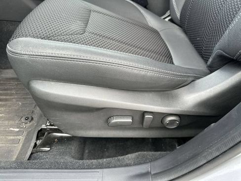 Used 2024 Subaru Forester Premium AWD/4WD image 16