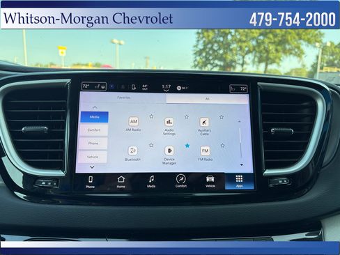 Used 2023 Chrysler Pacifica Touring-L FWD image 24