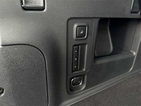 New 2025 Lincoln Navigator Reserve w/ Jet Appearance Package image 17