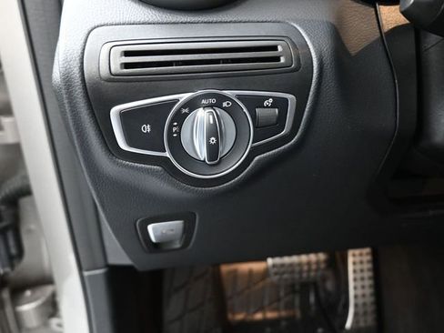 Used 2022 Mercedes-Benz GLC 43 AMG 4MATIC image 21