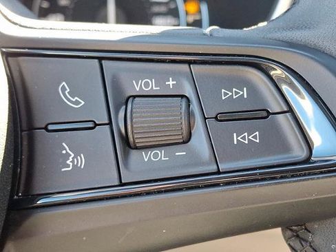 Used 2021 Alfa Romeo Stelvio Ti w/ Premium Package image 23