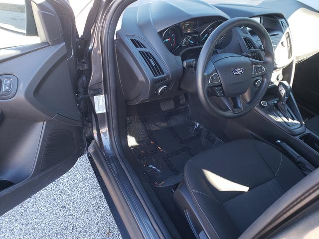 Used 2016 Ford Focus SE FWD image 10