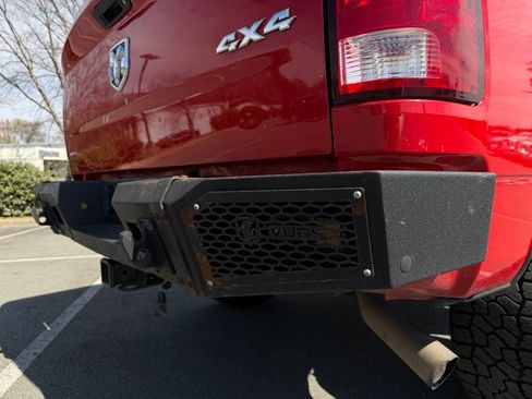 Used 2017 RAM 2500 Tradesman w/ Chrome Appearance Group image 10