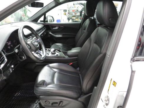 Used 2019 Audi Q7 3.0T Prestige w/ Prestige Package AWD/4WD image 15