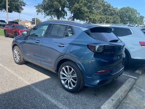 Used 2024 Buick Encore GX Avenir w/ Avenir Technology Package FWD image 8