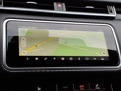 Certified 2020 Land Rover Range Rover Velar R-Dynamic S image 24