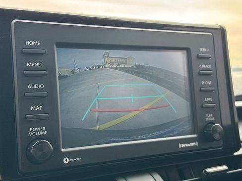 Used 2020 Toyota RAV4 LE image 20