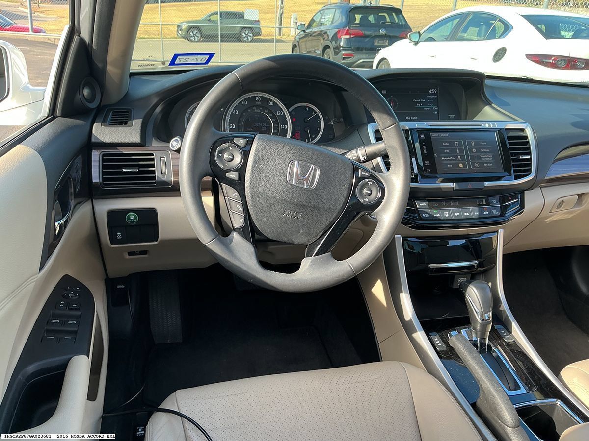 Used 2016 Honda Accord EX-L image 10