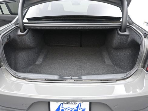 Used 2023 Dodge Charger SXT image 22