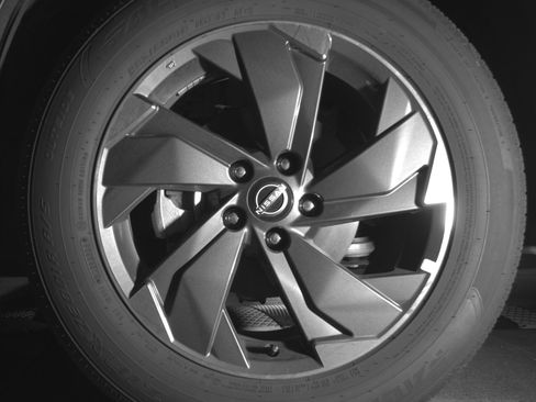 Used 2025 Nissan Rogue SV FWD image 12