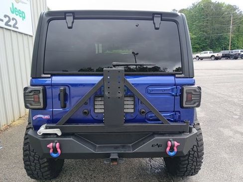 Used 2018 Jeep Wrangler Sport AWD/4WD image 4
