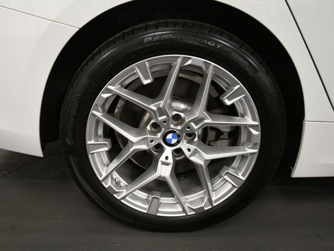 Used 2025 BMW 330i xDrive Sedan AWD/4WD image 31