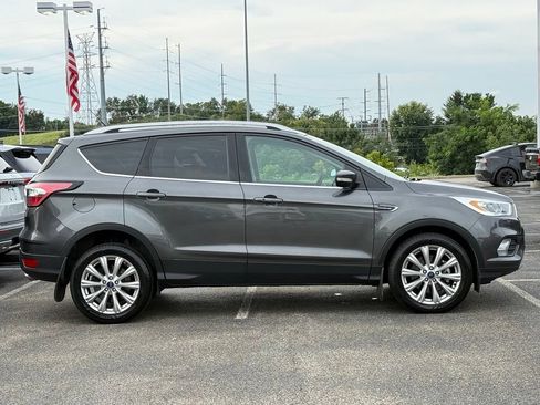 Used 2017 Ford Escape Titanium AWD/4WD image 4