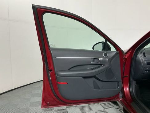 Used 2023 Hyundai Sonata SEL Plus FWD image 19