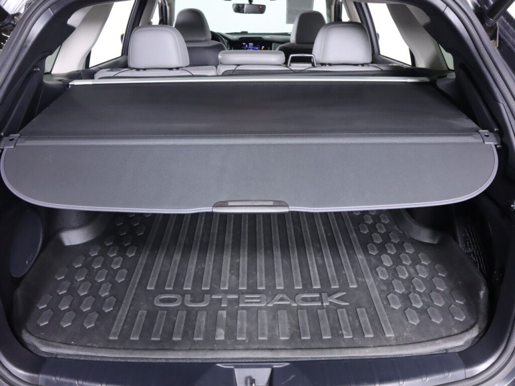 Used 2021 Subaru Outback Limited XT w/ Popular Package #2 AWD/4WD image 34