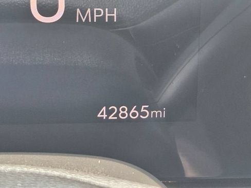 Used 2024 Buick Encore GX Preferred FWD image 25
