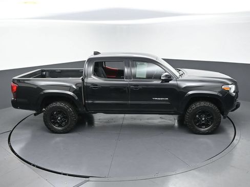 Used 2022 Toyota Tacoma SR5 w/ Technology Package RWD image 42