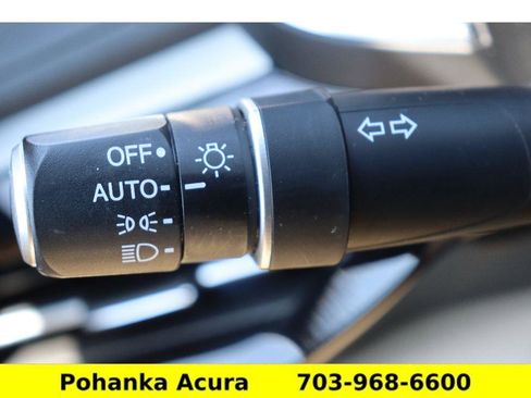 Certified 2022 Acura MDX SH-AWD w/ Technology Package image 10