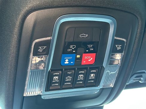 Used 2019 RAM 1500 Limited image 36