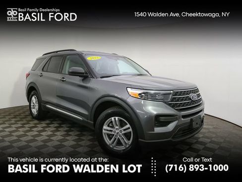 Used 2022 Ford Explorer XLT AWD/4WD image 1