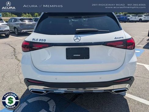 Used 2025 Mercedes-Benz GLC 300 4MATIC image 5