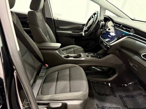Used 2022 Chevrolet Bolt LT w/ Driver Confidence Package image 18