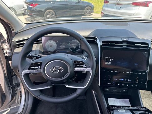 New 2023 Hyundai Tucson Limited image 28
