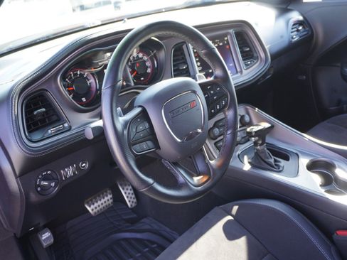 Used 2023 Dodge Challenger GT w/ Plus Package image 17