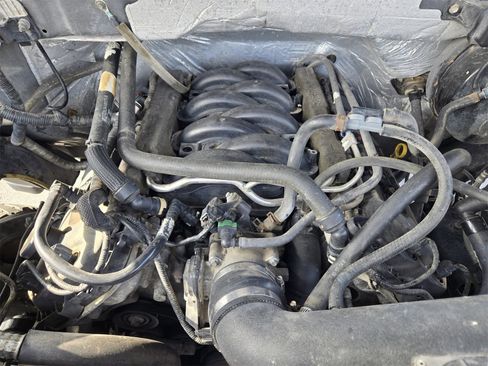 Used 2014 Ford F150 FX4 w/ Equipment Group 402A Luxury image 29