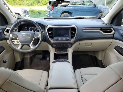 Used 2021 GMC Acadia Denali w/ Denali Technology Package image 11